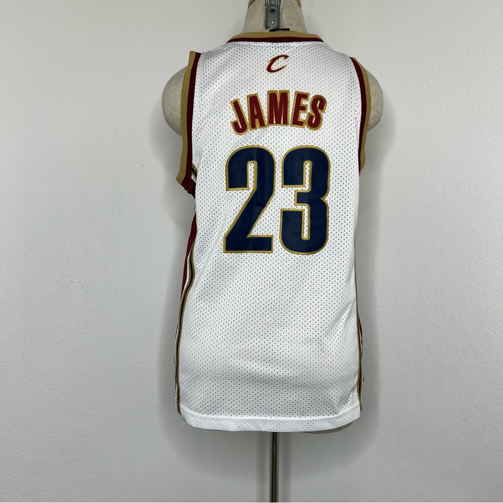 🔹 Nike Lebron James Cleveland Cavalier Jersey #23 - Picture 2 of 5